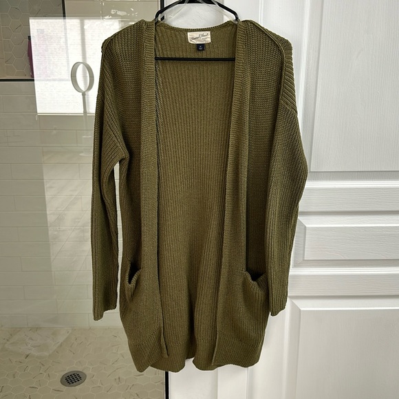 Target Cardigan - Picture 1 of 5